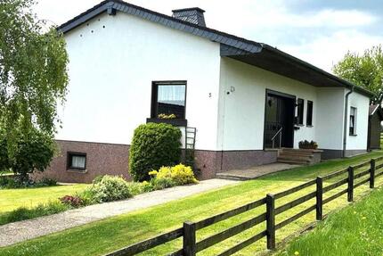 Haus Blankenheim - 5 Zimmer, 125 m&sup2;, 260.000&euro; | Angebot:26720821