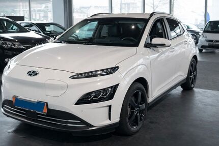 Hyundai KONA 35.730 km 24.990 &euro; Düren 52349