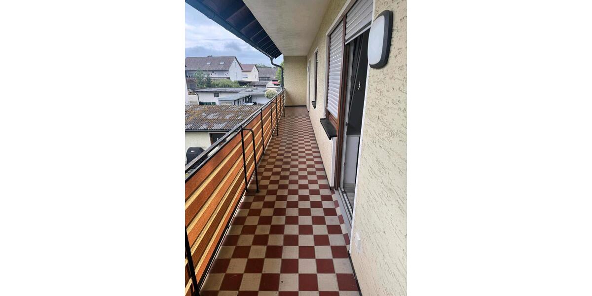 Etagenwohnung Weiherhammer - 4 Zimmer, 105 m&sup2;, 900&euro; | Angebot:26517623