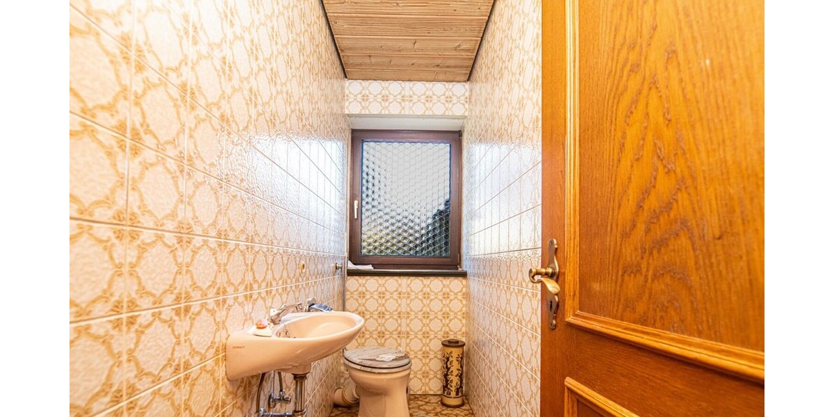 Großzügiges Haus mit 2 Wohneinheiten möglich – ideal für Familie oder Vermietung - Einfamilienhaus Schönsee | Angebot:26443086