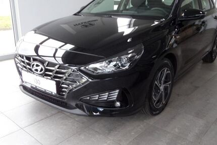 Hyundai i30 6.284 km 21.690 € Papenburg 26871