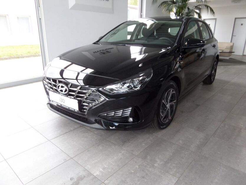Hyundai i30 6.284 km 21.690 € Papenburg 26871