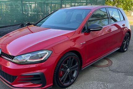 VW Golf 138.000 km 18.900 € Senden 89250