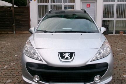 Peugeot 207 162.743 km 1.999 &euro; Essenbach OT Altheim 84051