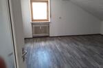 Dachgeschoßwohnung Roding - 3 Zimmer, 85 m&sup2;, 800&euro; | Angebot:26416490