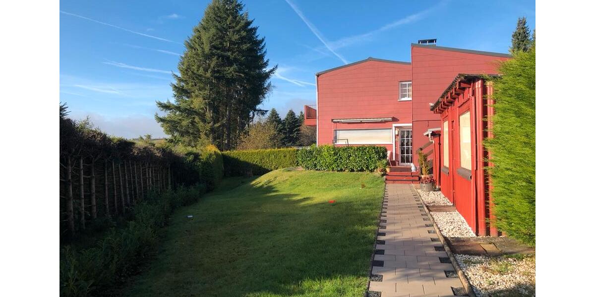 Einfamilienhaus Hellenthal - 4 Zimmer, 142 m&sup2;, 170.000&euro; | Angebot:27083328