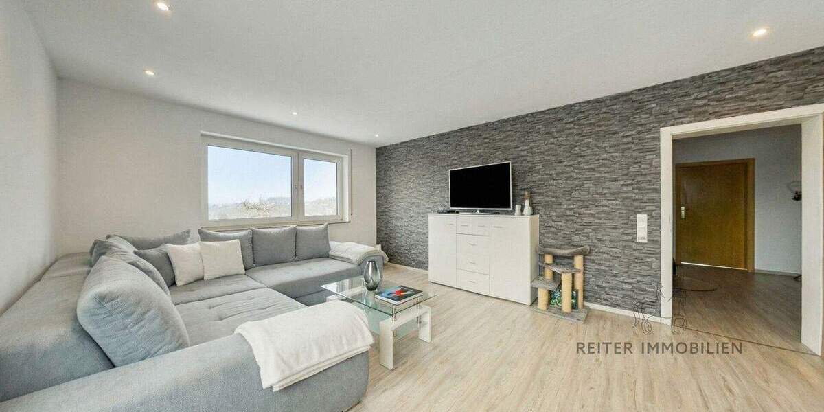 Mehrfamilienhaus, Wohnhaus Hünfeld-Nüst Nüst - 8 Zimmer, 156 m&sup2;, 429.000&euro; | Angebot:25703752