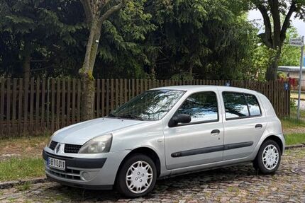 Renault Clio 153.111 km 800 &euro; Erkner 15537