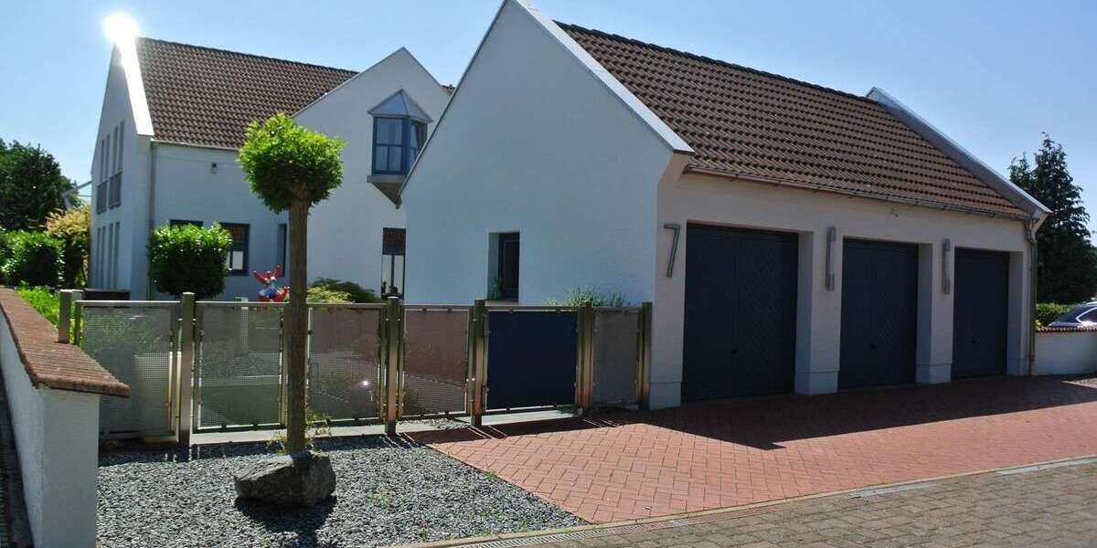 Einfamilienhaus Hille - 10 Zimmer, 195 m&sup2;, 825.000&euro; | Angebot:26956000