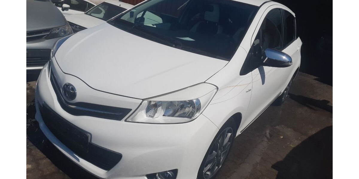 Toyota Yaris 169.000 km 6.780 &euro; Saarlouis 66740