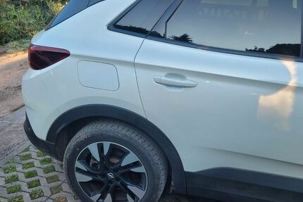 Opel Grandland (X) 57.800 km 17.800 &euro; Erfurt 99089