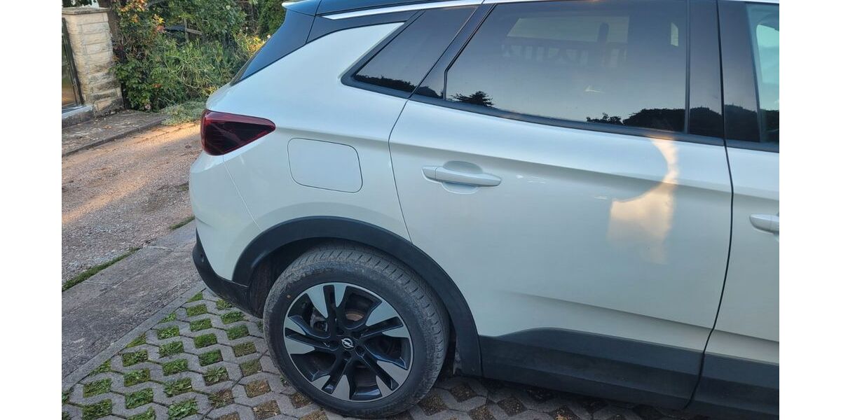 Opel Grandland (X) 57.800 km 17.800 &euro; Erfurt 99089