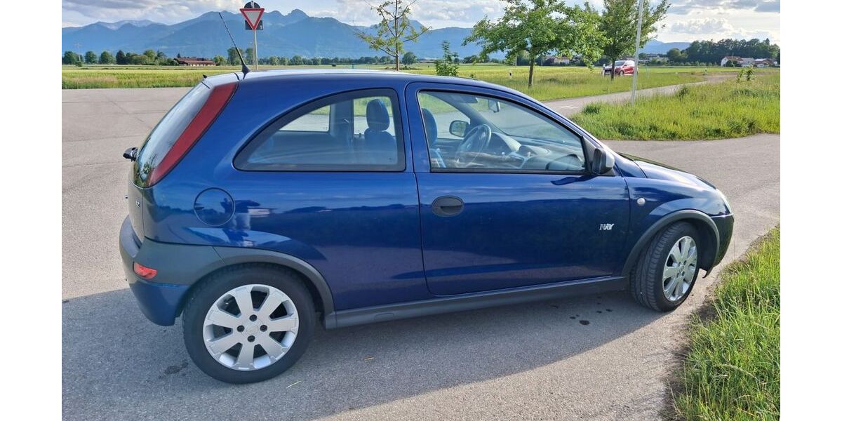 Opel Corsa 138.100 km 800 &euro; Rosenheim 83022