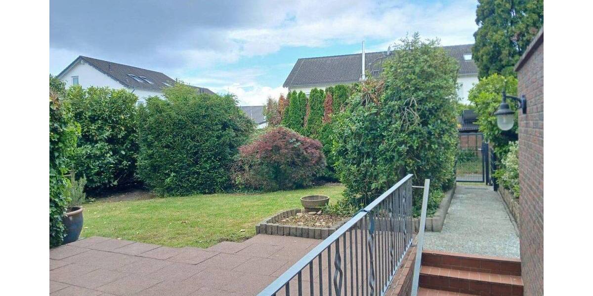 Reihenmittelhaus Siegburg-Kaldauen Kaldauen - 5 Zimmer, 146 m&sup2;, 389.000&euro; | Angebot:26798641