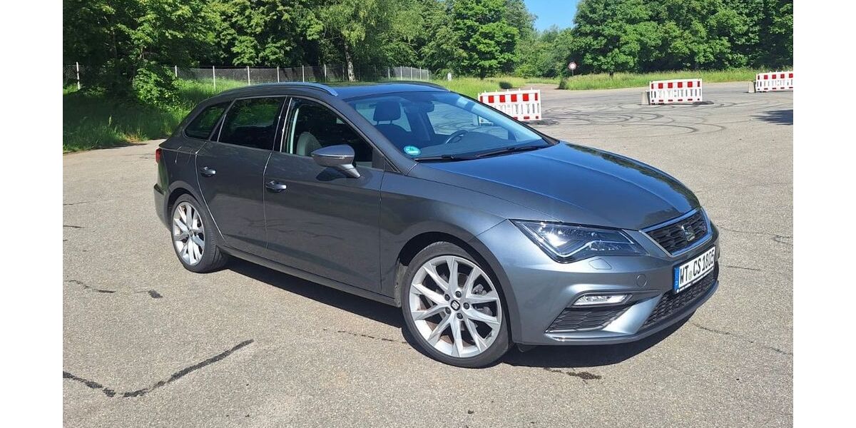 Seat Leon 69.316 km 11.999 &euro; Rickenbach 79736
