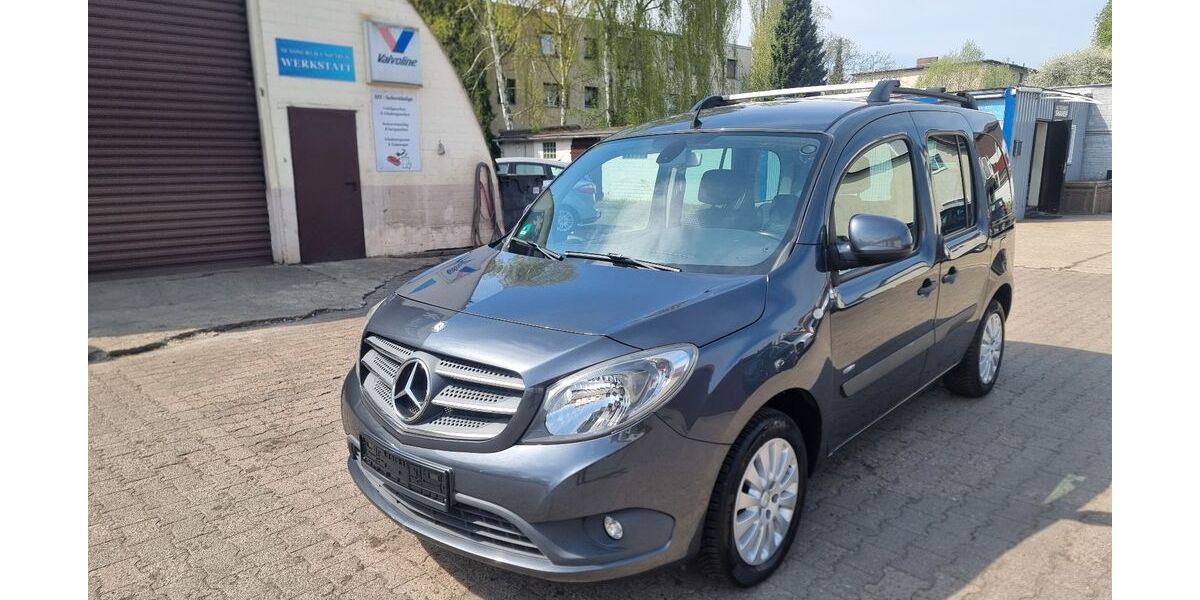 Mercedes-Benz Citan 114.000 km 13.500 &euro; Berlin 12357