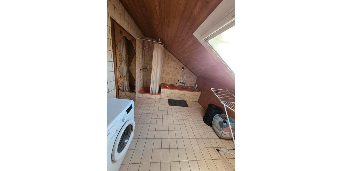 Dachgeschoßwohnung Lauterbach (Hessen) - 1 Zimmer, 60 m&sup2;, 380&euro; | Angebot:26339689