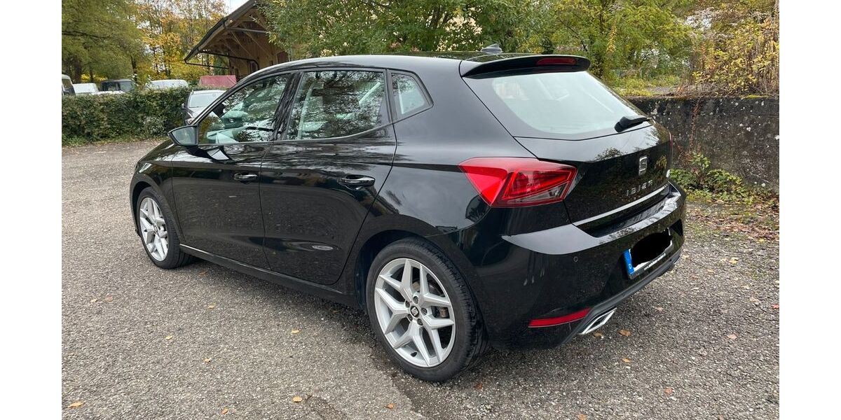 Seat Ibiza 108.000 km 10.900 &euro; Herrenberg 71083