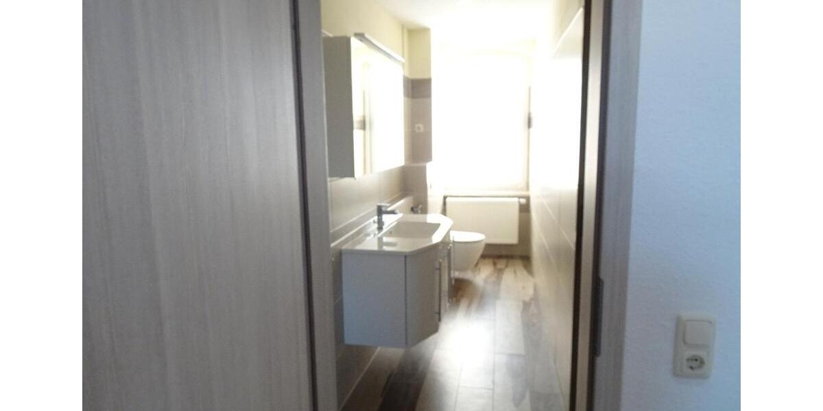 Etagenwohnung Schönebeck (Elbe) - 2 Zimmer, 60 m&sup2;, 450&euro; | Angebot:26421463
