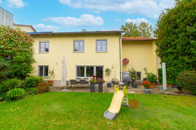Einfamilienhaus Eichstätt / Landershofen Landershofen - 7 Zimmer, 222 m&sup2;, 795.000&euro; | Angebot:26410261