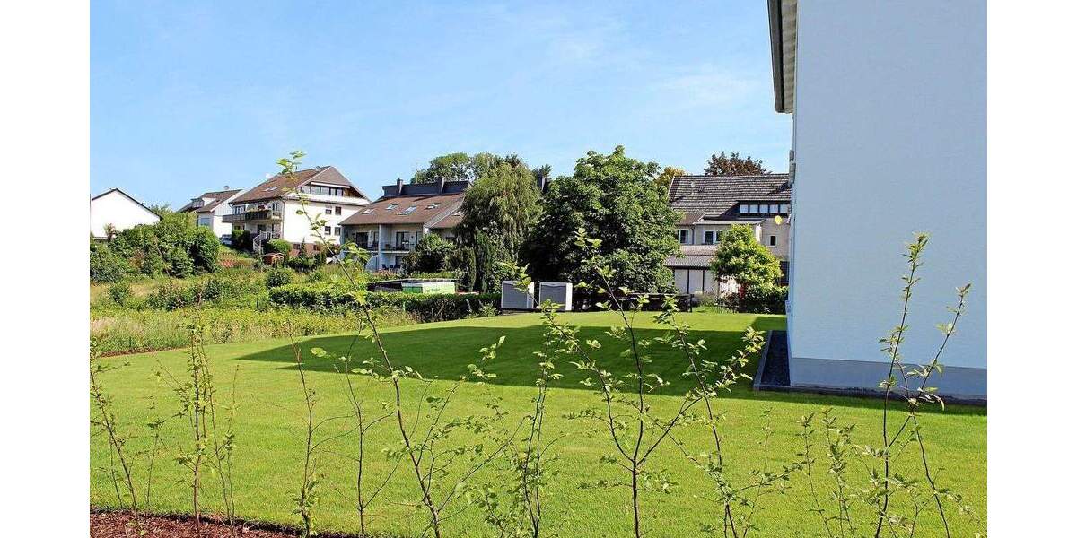 Etagenwohnung Königswinter Thomasberg - 3 Zimmer, 94 m&sup2;, 1.240&euro; | Angebot:25780275