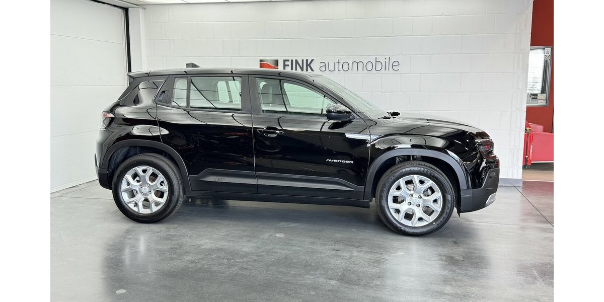 Jeep Avenger 1.2 Altitude Kamera JBL Soundsystem 55.570 km 16.320 &euro; Lich 35423