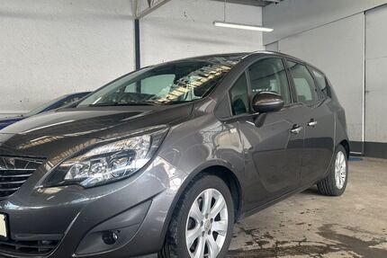 Opel Meriva 183.000 km 2.500 € Neu Ulm 89231