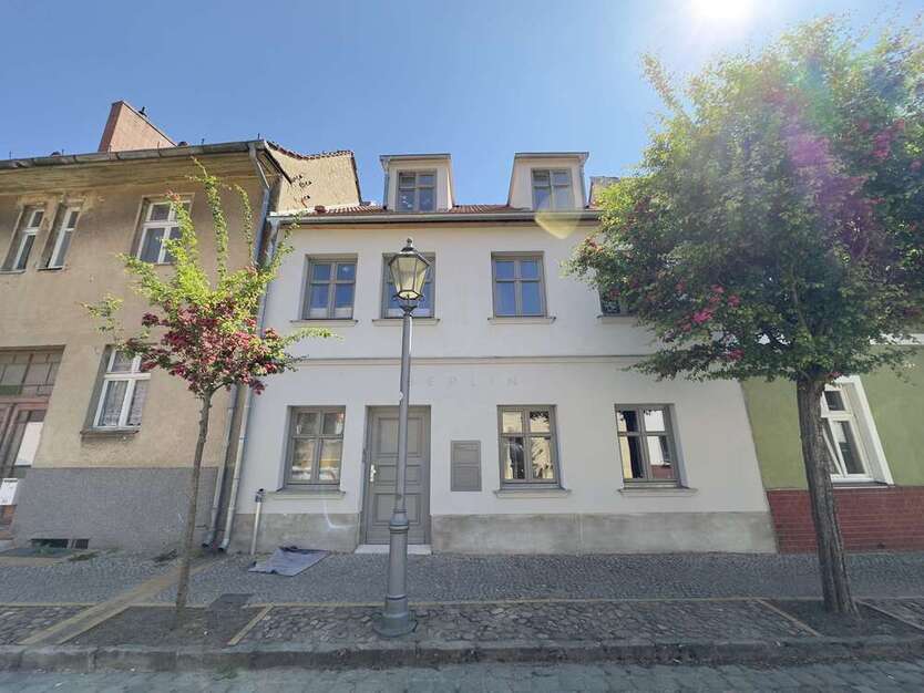 Haus zum Kaufen in Beelitz 410.000 € 144 m²