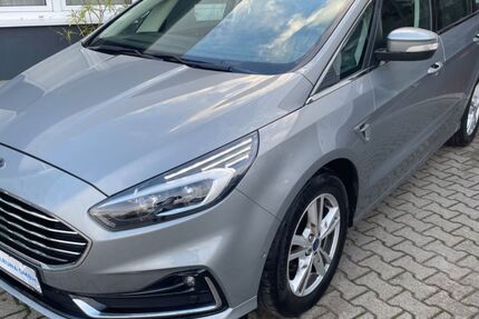 Ford S-Max 59.779 km 30.799 &euro; Leuna 06237