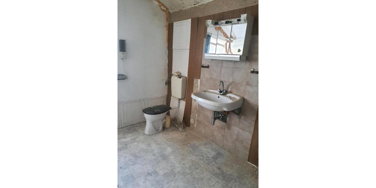 Bauernhaus, Landhaus Bad Liebenwerda - 10 Zimmer, 270 m&sup2;, 165.000&euro; | Angebot:25636570