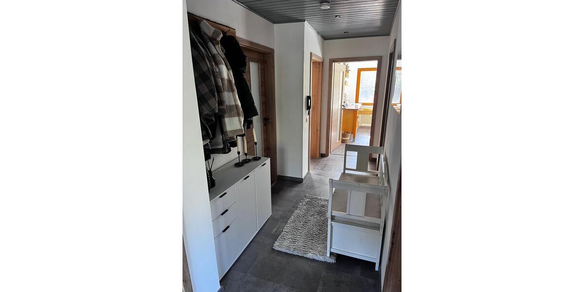 Erdgeschoßwohnung Gründau - 3.5 Zimmer, 87 m&sup2;, 950&euro; | Angebot:26337444