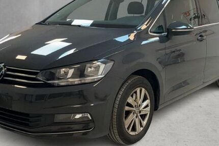VW Touran 67.769 km 28.870 &euro; Saal a.d. Donau 93342