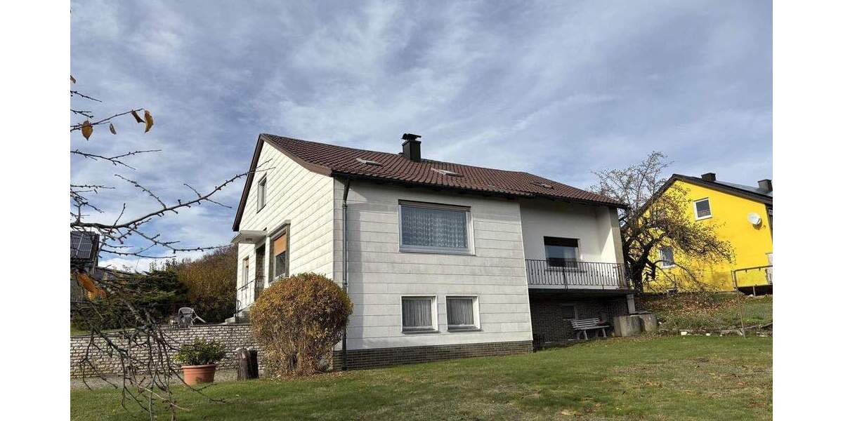 Einfamilienhaus Oberviechtach - 7 Zimmer, 190 m&sup2;, 197.000&euro; | Angebot:25210834