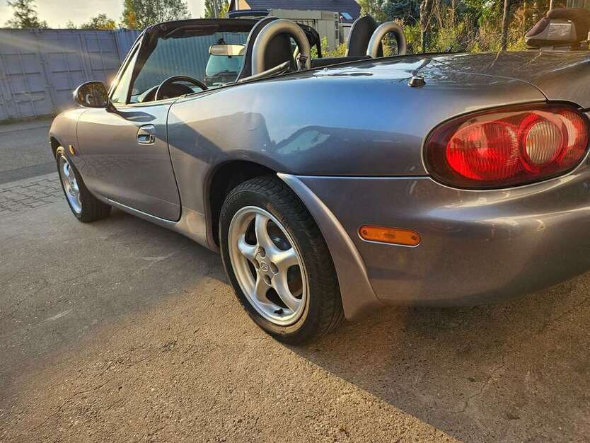Mazda MX-5 121.500 km 5.999 € Maxdorf 67133