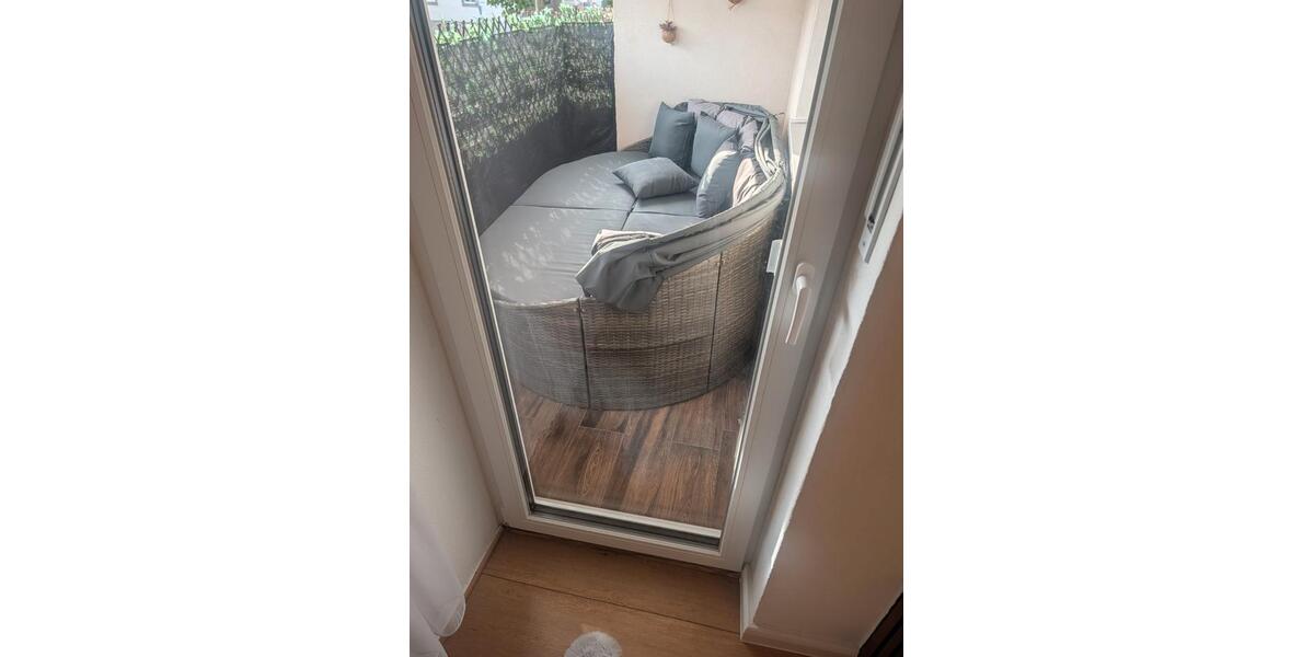 Etagenwohnung Neutraubling - 4 Zimmer, 97 m&sup2;, 430.000&euro; | Angebot:27296996