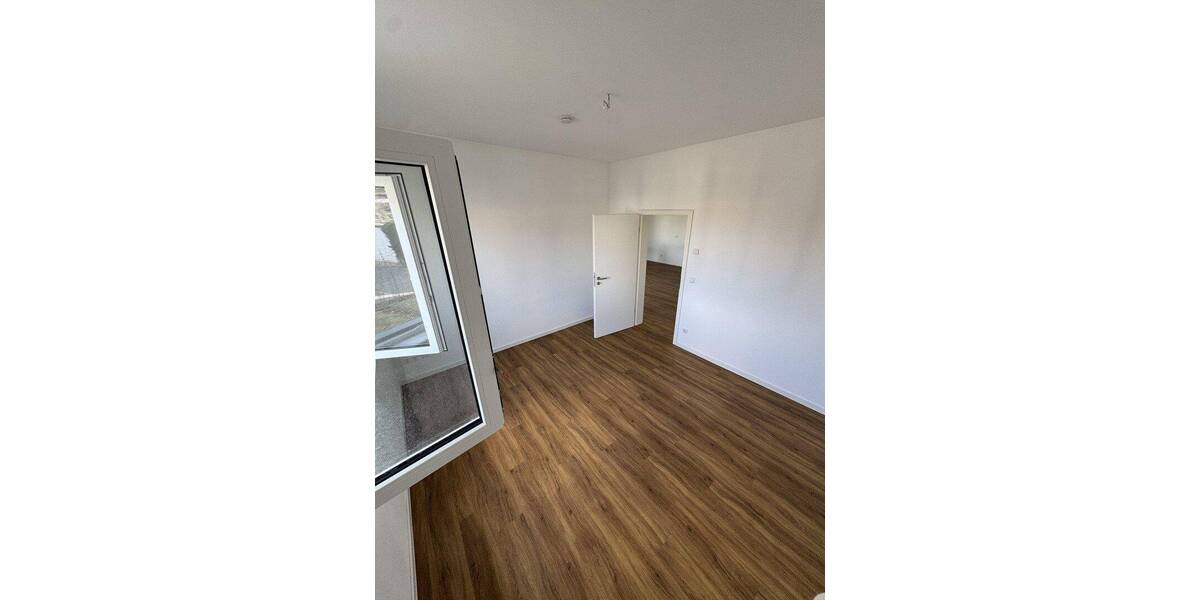 Etagenwohnung Velten - 3 Zimmer, 98 m&sup2;, 1.363&euro; | Angebot:26820014