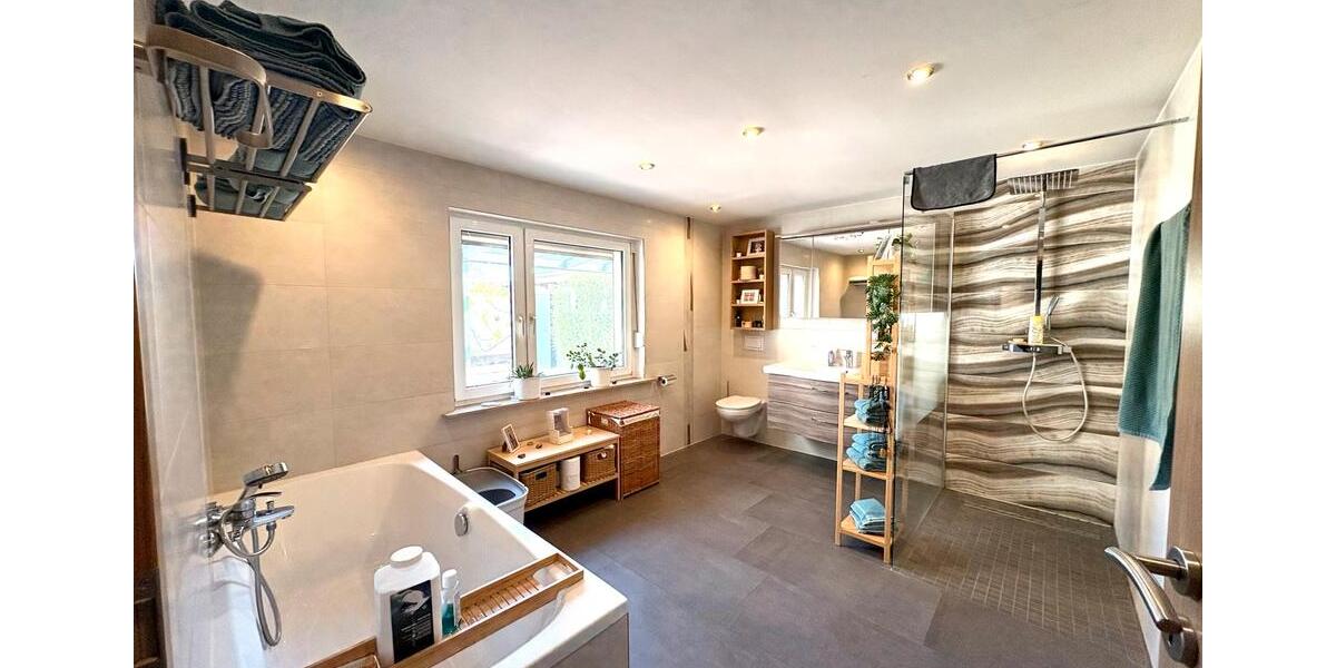 Doppelhaushälfte Burg - 4 Zimmer, 130 m&sup2;, 269.000&euro; | Angebot:26631608