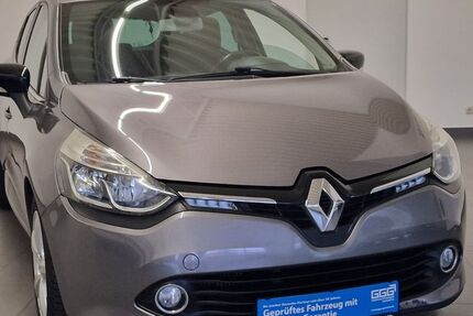 Renault Clio 157.000 km 7.990 &euro; Elsterwerda 04910