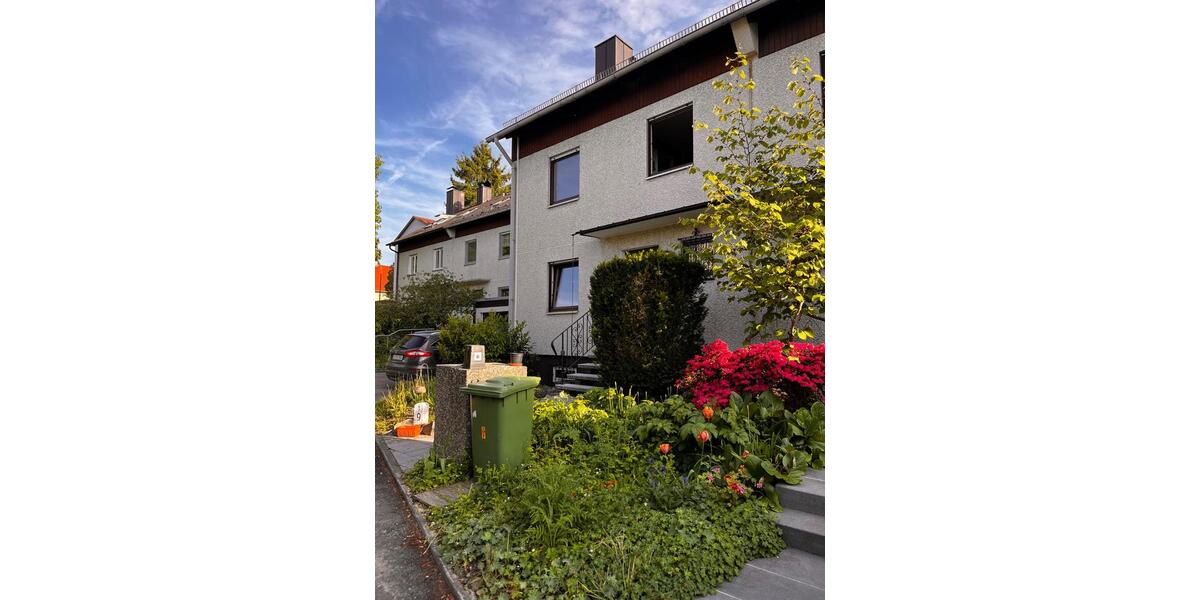 Doppelhaushälfte Regensburg Ganghofersiedlung - 5.5 Zimmer, 175 m&sup2;, 1.940&euro; | Angebot:26677315