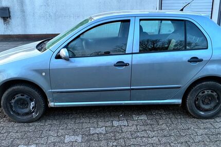 Skoda Fabia 303.000 km 700 &euro; Rüsselsheim 65428