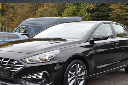 Hyundai i30 103.000 km 13.950 € Passau 94036