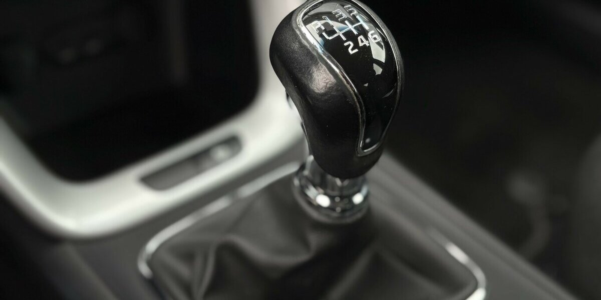 Kia Ceed 1.4 TSI Dream Team KAMERA/NAVI/SHZ/LENKHZ 64.779 km 8.900 &euro; Villingen-Schwenningen 78054