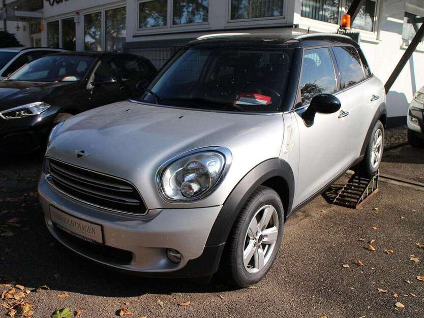 Mini Cooper Countryman 64.200 km 15.900 € Freiburg i/Brsg 79115