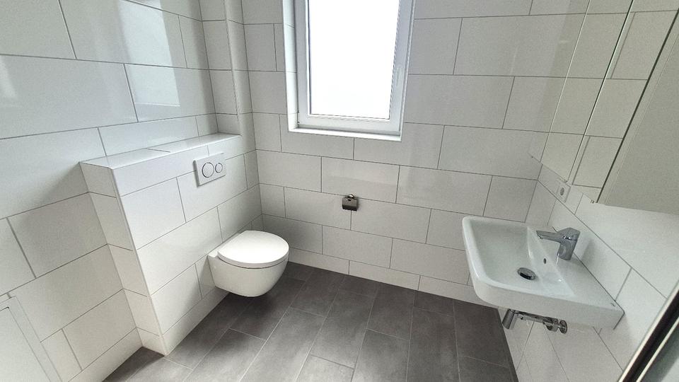 Dachgeschoßwohnung Bad Neustadt an der Saale - 2 Zimmer, 74 m&sup2;, 780&euro; | Angebot:26399602