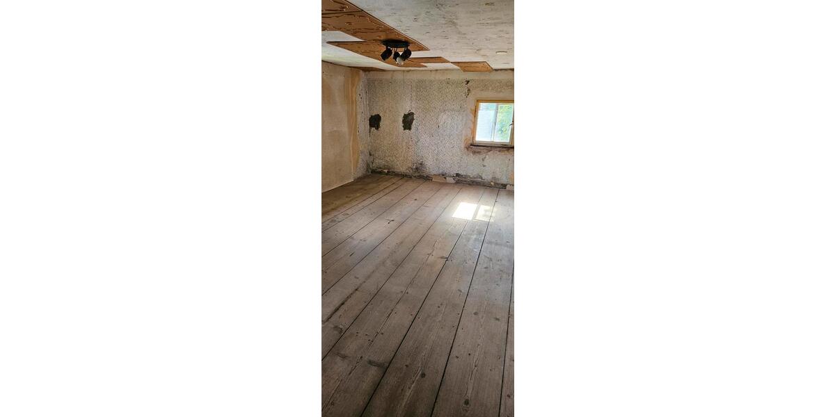 Mehrfamilienhaus, Wohnhaus Wunsiedel - 7 Zimmer, 200 m&sup2;, 60.000&euro; | Angebot:26462554