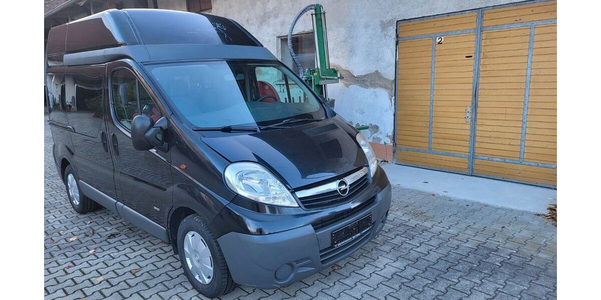 Opel Vivaro 256.992 km 7.999 &euro; Ziemetshausen 86473