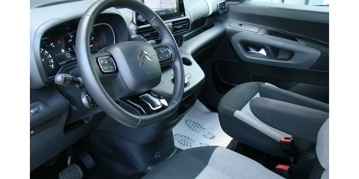 Citroen Berlingo 1.2 Turbo130 Shine M Kamera 180º 13.167 km 24.980 &euro; Falkensee 14612