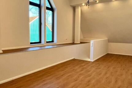 Renovierte, offen gestaltete Wohnung in Brunsbrock zimmer