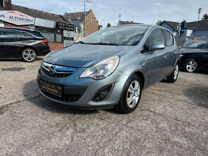 Opel Corsa 156.000 km 2.999 € Euskirchen 53881