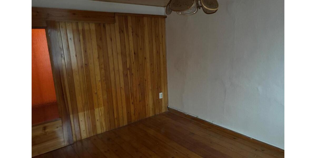 Doppelhaushälfte Geratal - 5 Zimmer, 104 m&sup2;, 57.000&euro; | Angebot:27164465